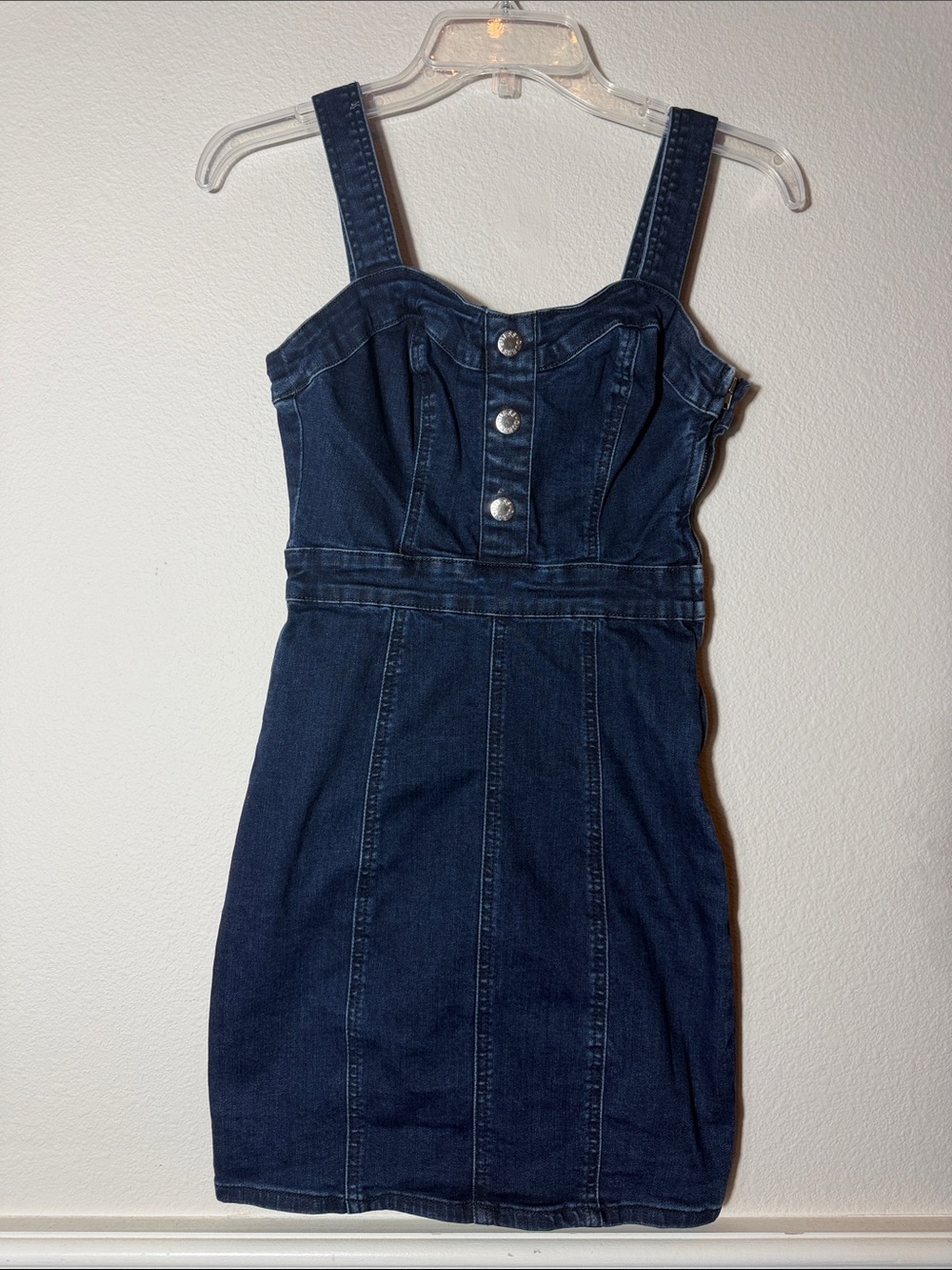 Guess jean dress size XS